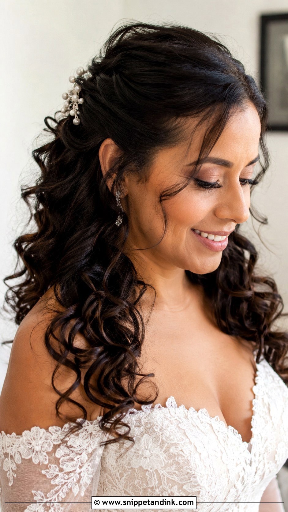 Half Up Half Down Curly Wedding Hairstyle - Snippet and Ink - 25 Curly Hairstyle for Wedding Ideas