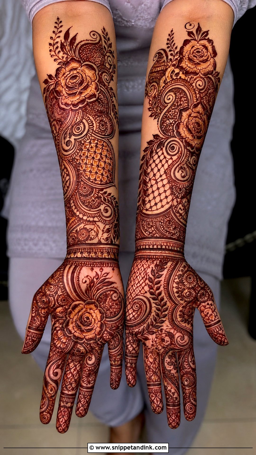 Heavy Arabic Bridal Mehndi Design - Snippet and Ink - 20 Bridal Arabic Mehandi Mehndi Designs