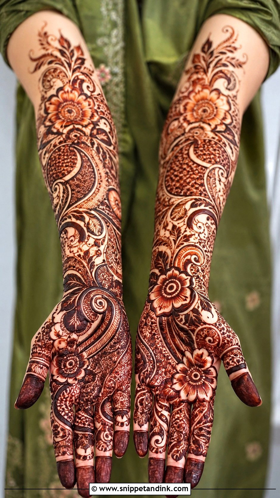 Heavy Arabic Front Hand Mehndi Design - Snippet and Ink - 35 Arabic Front Hand Mehndi Designs