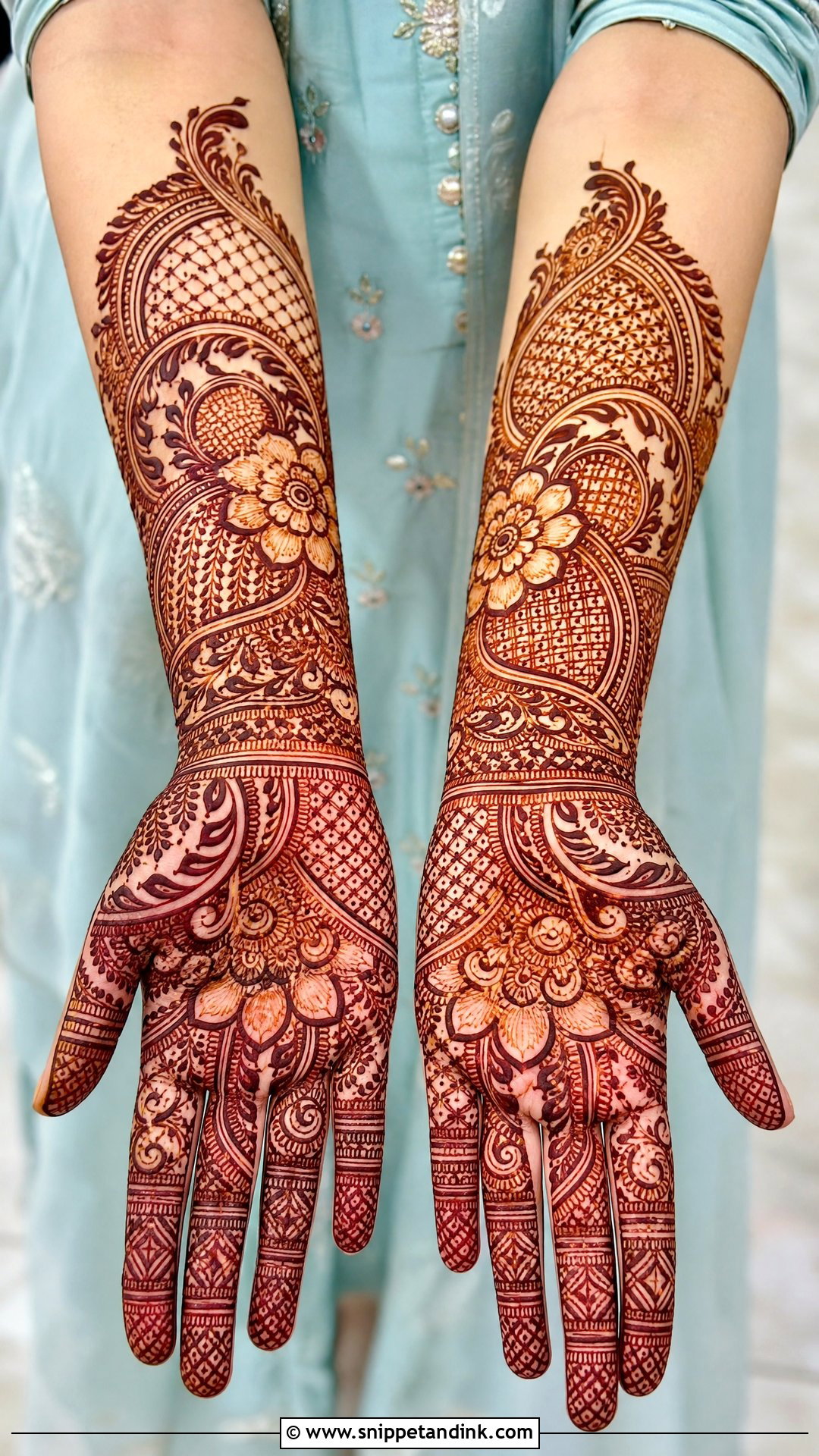 Heavy Bail Front Hand Mehndi Design - Snippet and Ink - 25 Bail Front Hand Mehndi Design Ideas