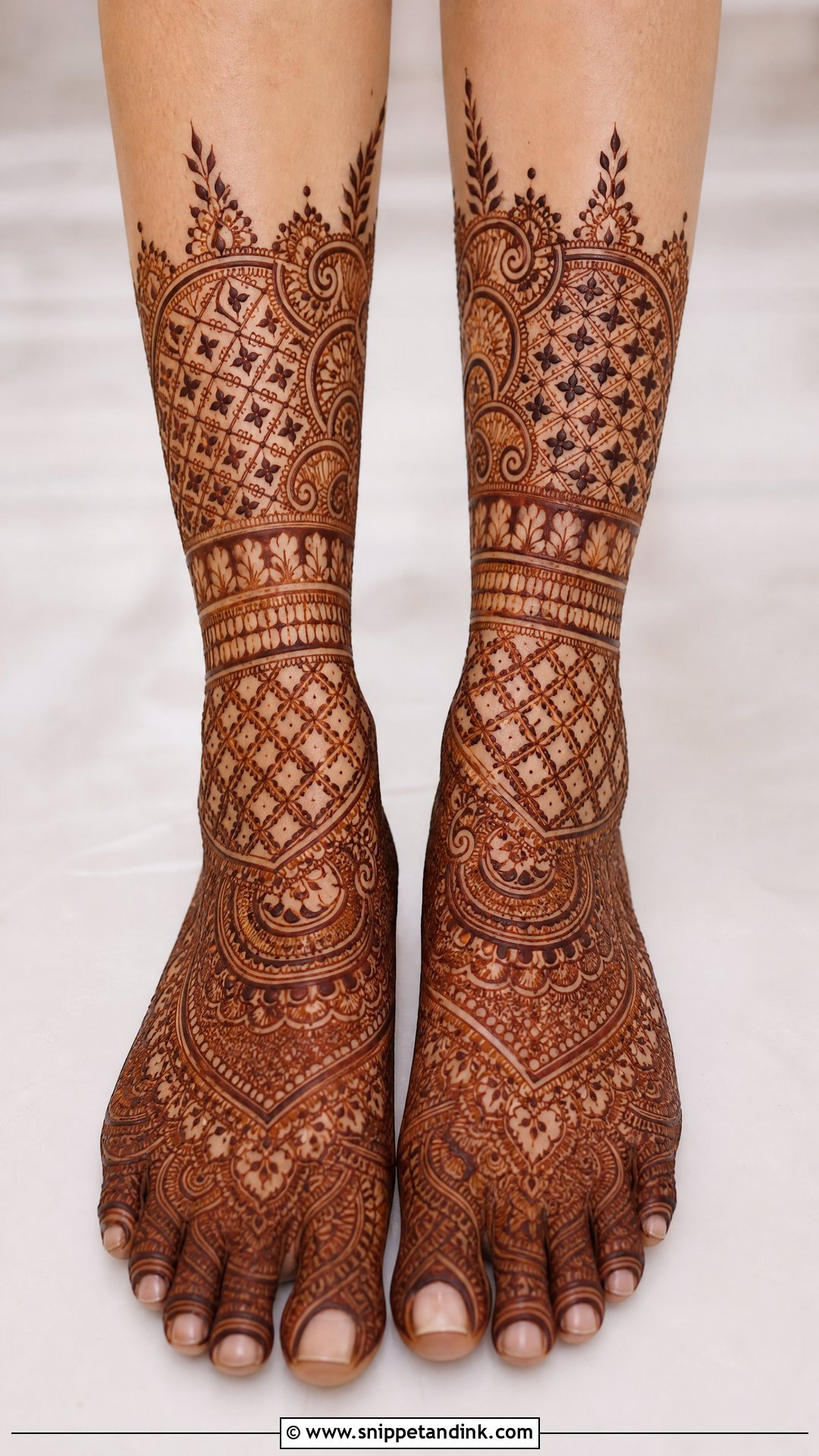 Heavy Bridal Leg Mehndi Design - Snippet and Ink - 20 Bridal Mehndi Mehandi Designs for Legs