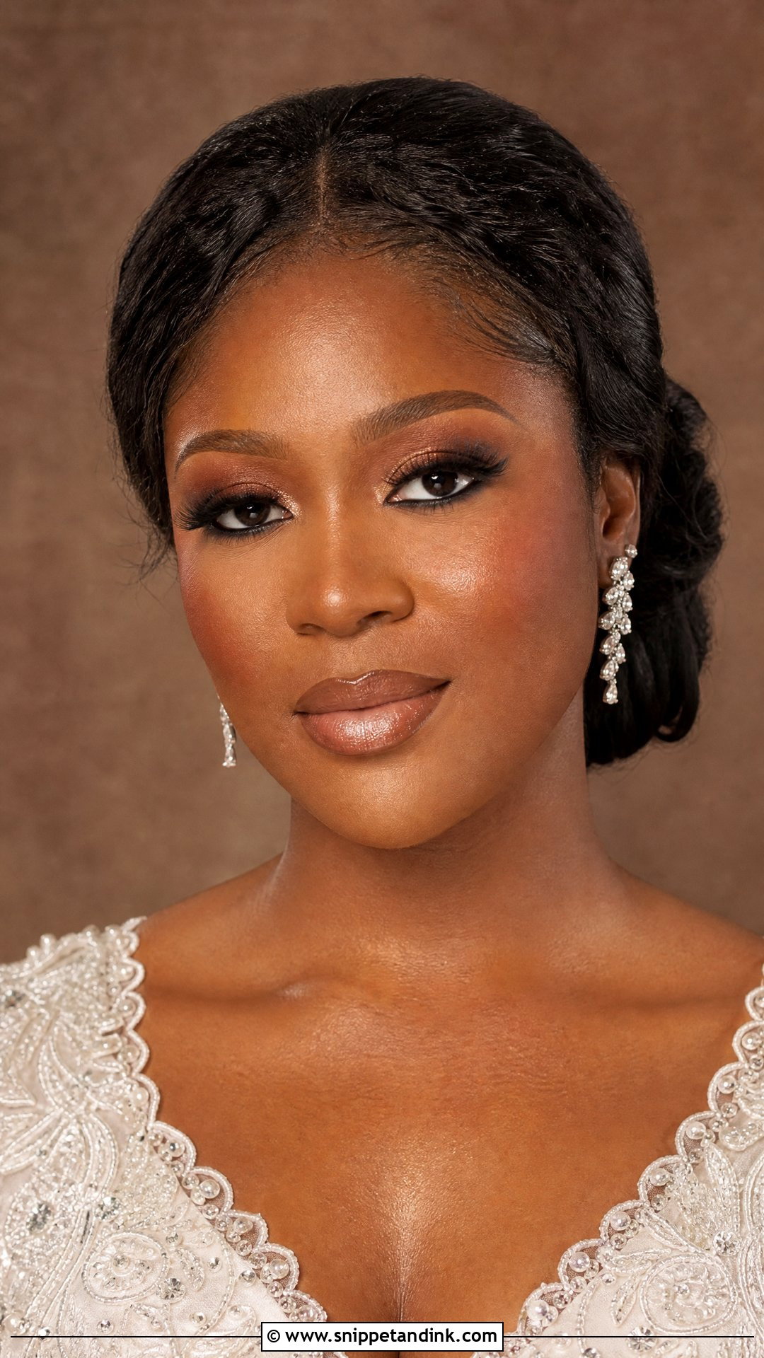 Heavy Bridal Makeup With Brown Smokey Eyes - Snippet and Ink - 20 Heavy Bridal Makeup Ideas
