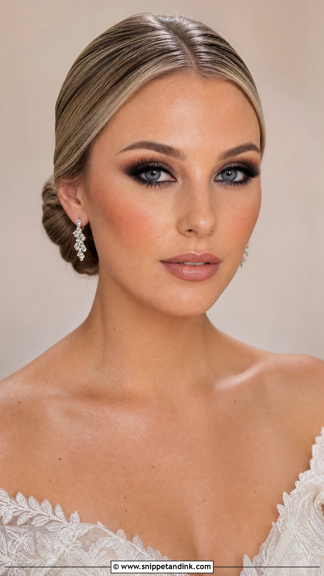 Heavy Bridal Makeup With Smokey Eyes - Snippet and Ink - 20 Heavy Bridal Makeup Ideas
