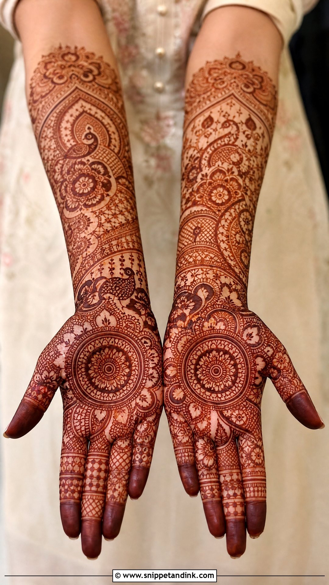 Heavy Bridal Tikki Mehndi Design - Snippet and Ink - 20 Bridal Tikki Mehndi Designs