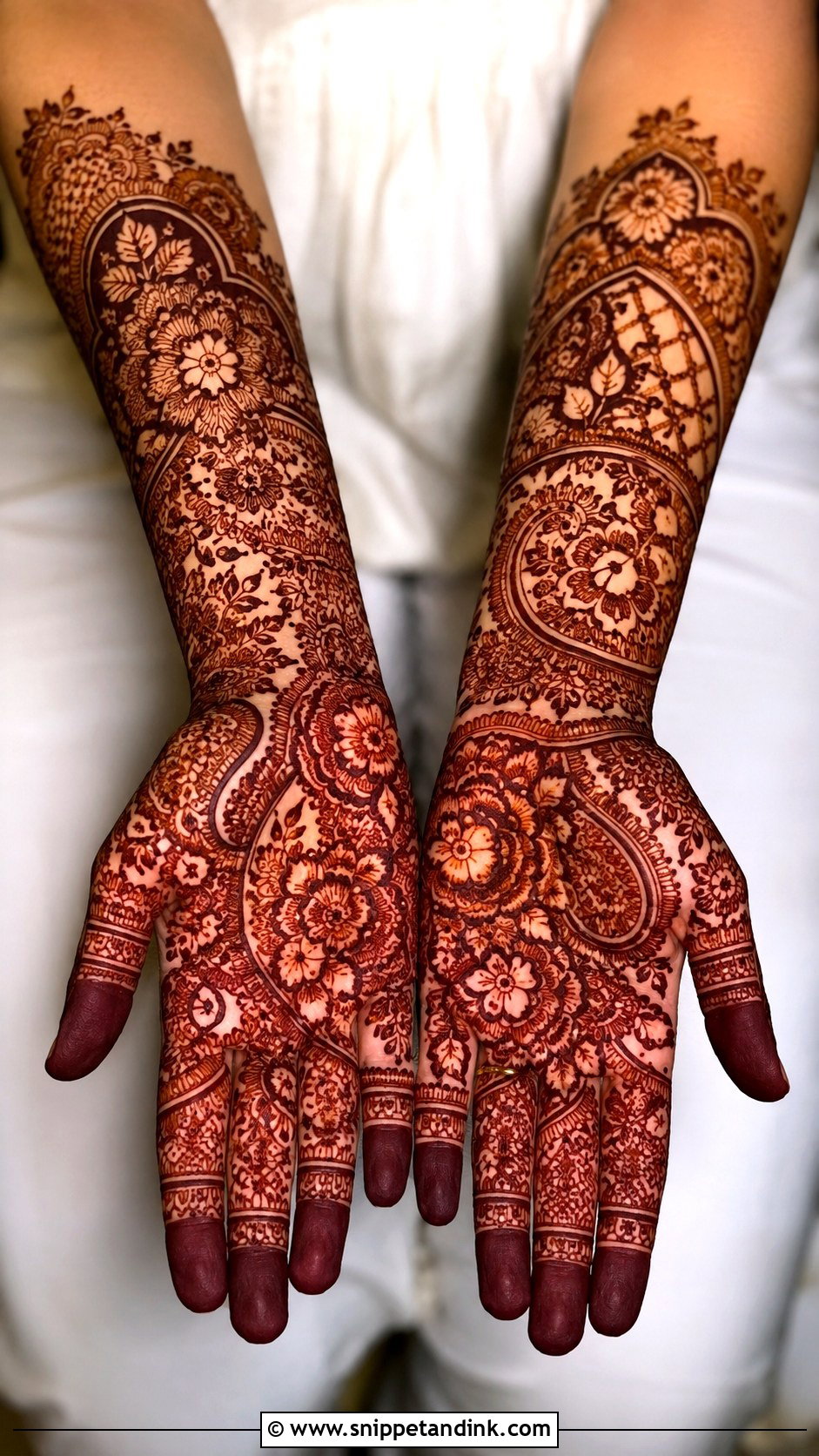 Heavy Floral Mehndi Design - Snippet and Ink - 35 Floral Mehndi Designs