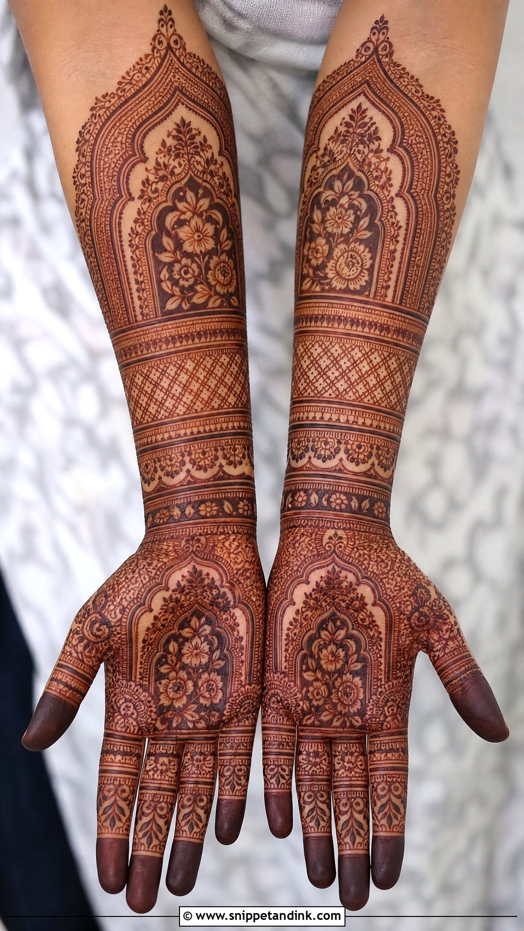 Heavy Mehrab Mehndi Design - Snippet and Ink - 30 Mehrab Mehndi Design Ideas