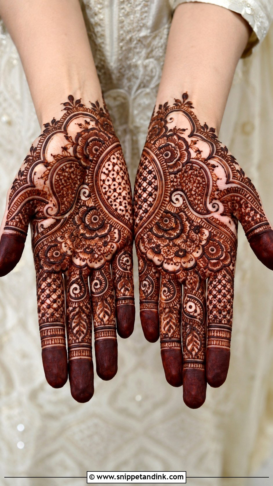 Heavy Palm Mehndi Design - Snippet and Ink - 35 Only Palm Mehndi Design Ideas