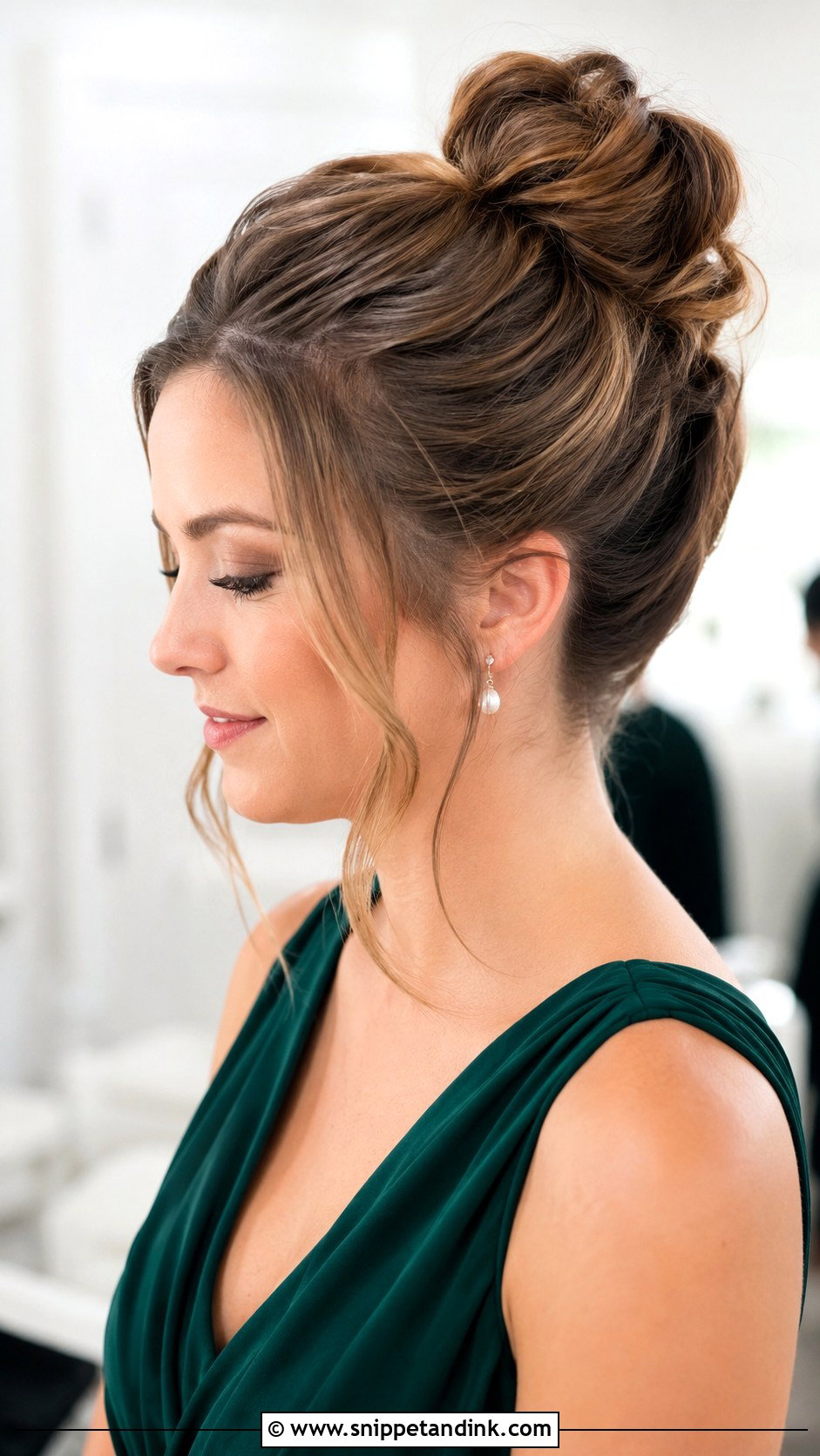 High Bun Bridesmaid Updo - Snippet and Ink - 35 Bridesmaid Updo Hairstyles