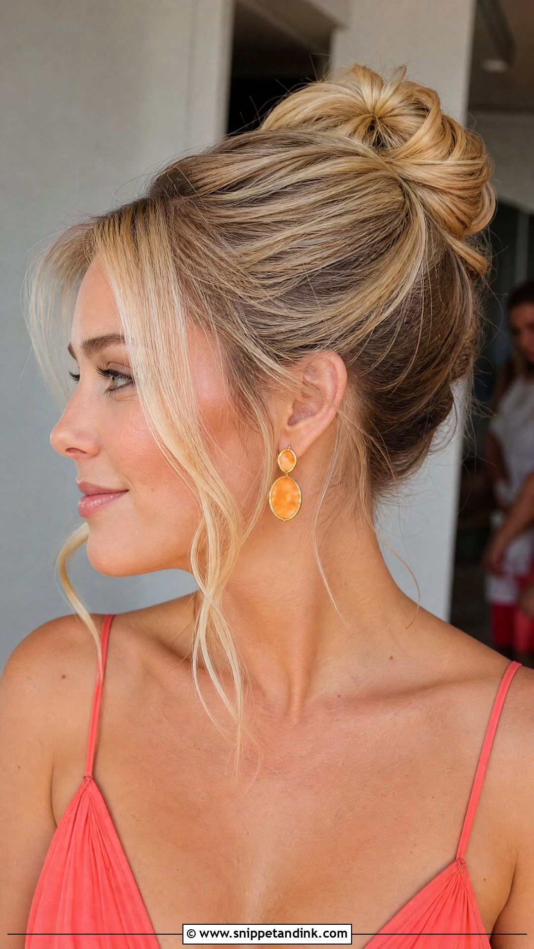 High Bun Wedding Guest Hair - Snippet and Ink - 15 Easy Hair Do for Wedding Guest Ideas
