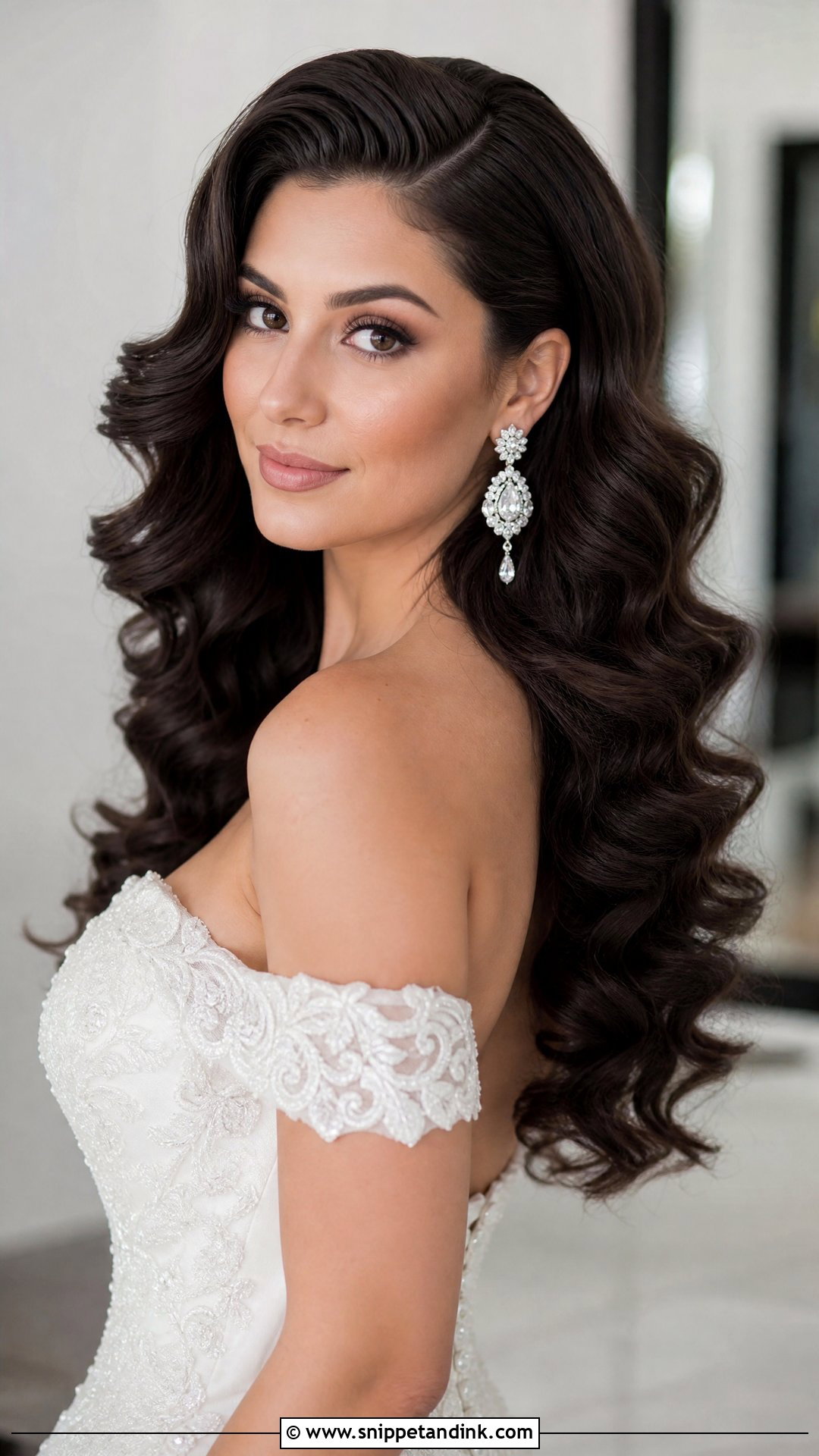 Hollywood Down Curly Wedding Hair - Snippet and Ink - 15 Down Curly Hairstyles for Wedding