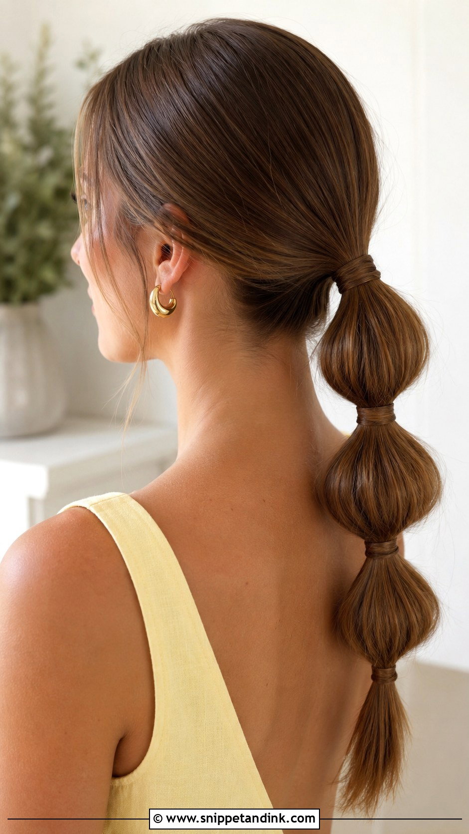 Honeymoon Bubble Ponytail - Snippet and Ink - 15 Honeymoon Hairstyles