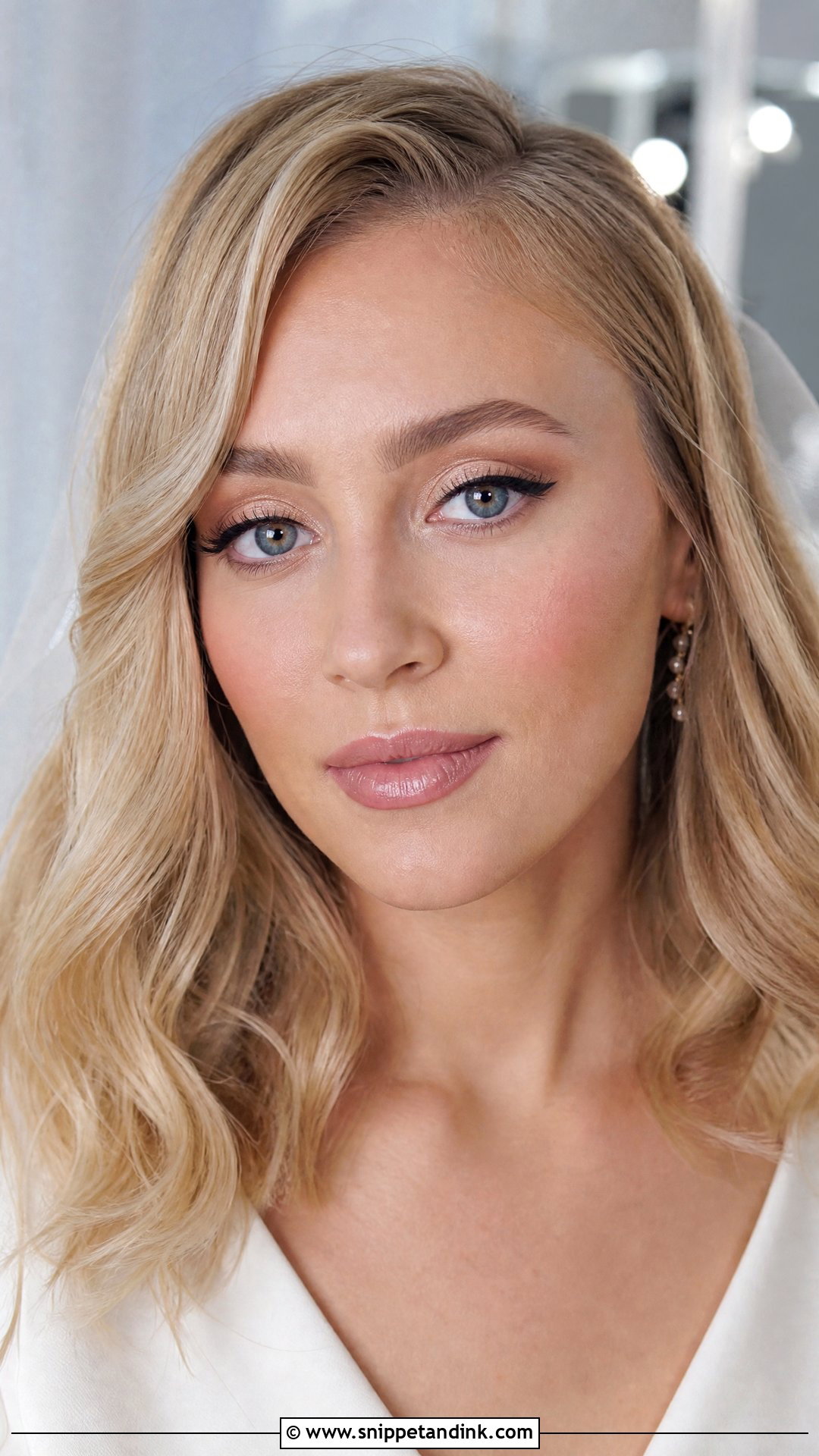 Hooded Eyes Winged Eyeliner Wedding Makeup - Snippet and Ink - 20 Winged Eyeliner Wedding Makeup Ideas