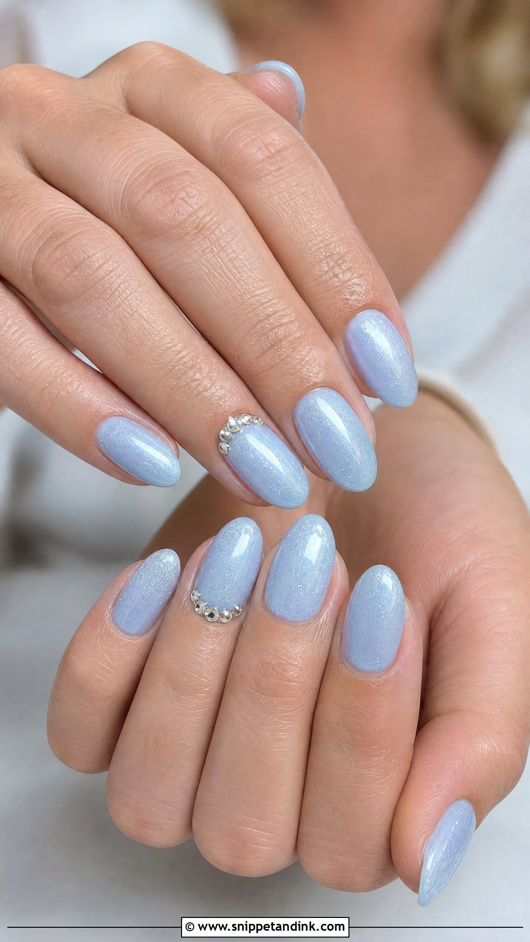 Icy Blue Bridal Nails - Snippet and Ink - 25 Blue Bridal Nails