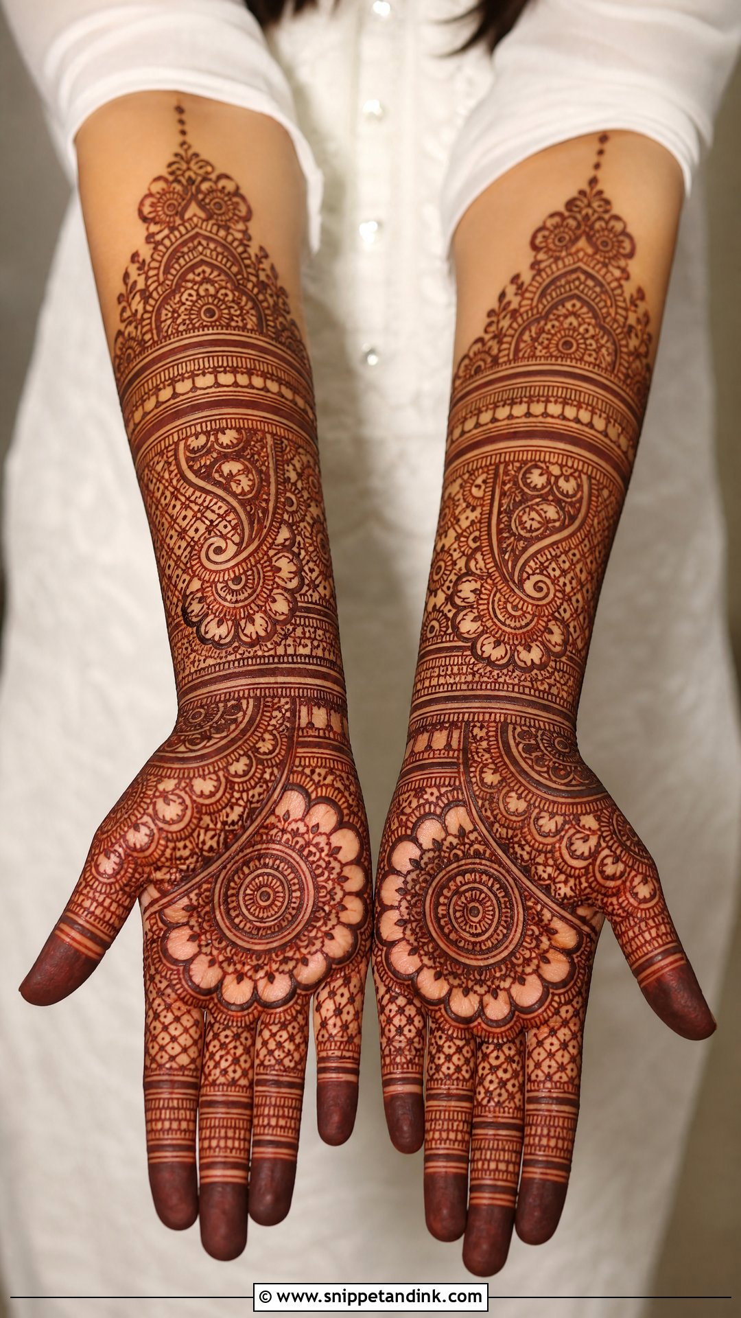Indian Banch Mehndi Design - Snippet and Ink - 30 Banch Mehndi Design Ideas