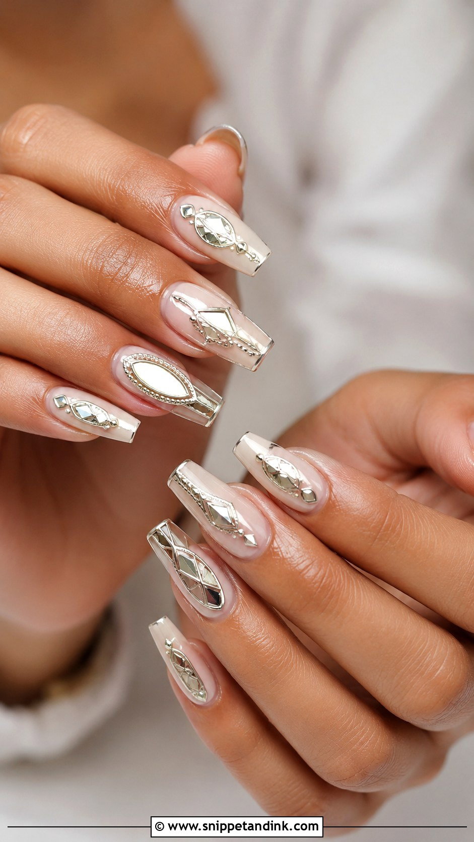 Indian Bridal Mirror Work Nails - Snippet and Ink - 30 Indian Bridal Nails