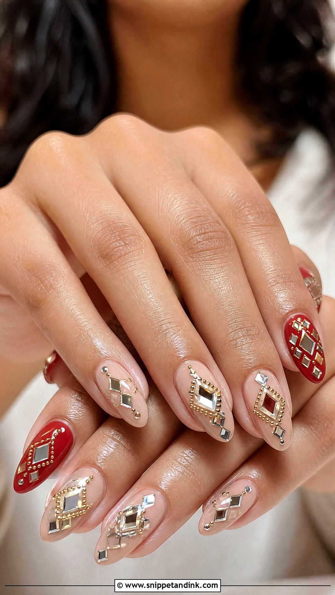 Indian Bridal Mirror Work Nails - Snippet and Ink - 25 Indian Bridal Nails Designs Brides