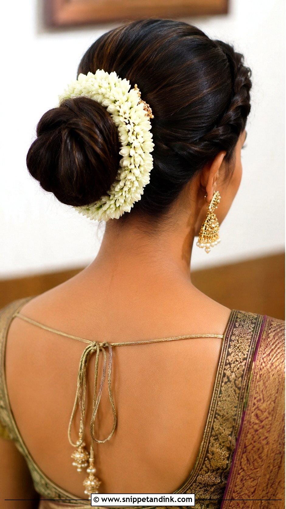 Indian Bridesmaid Hollywood Waves - Snippet and Ink - 25 Indian Bridesmaid Hairstyles