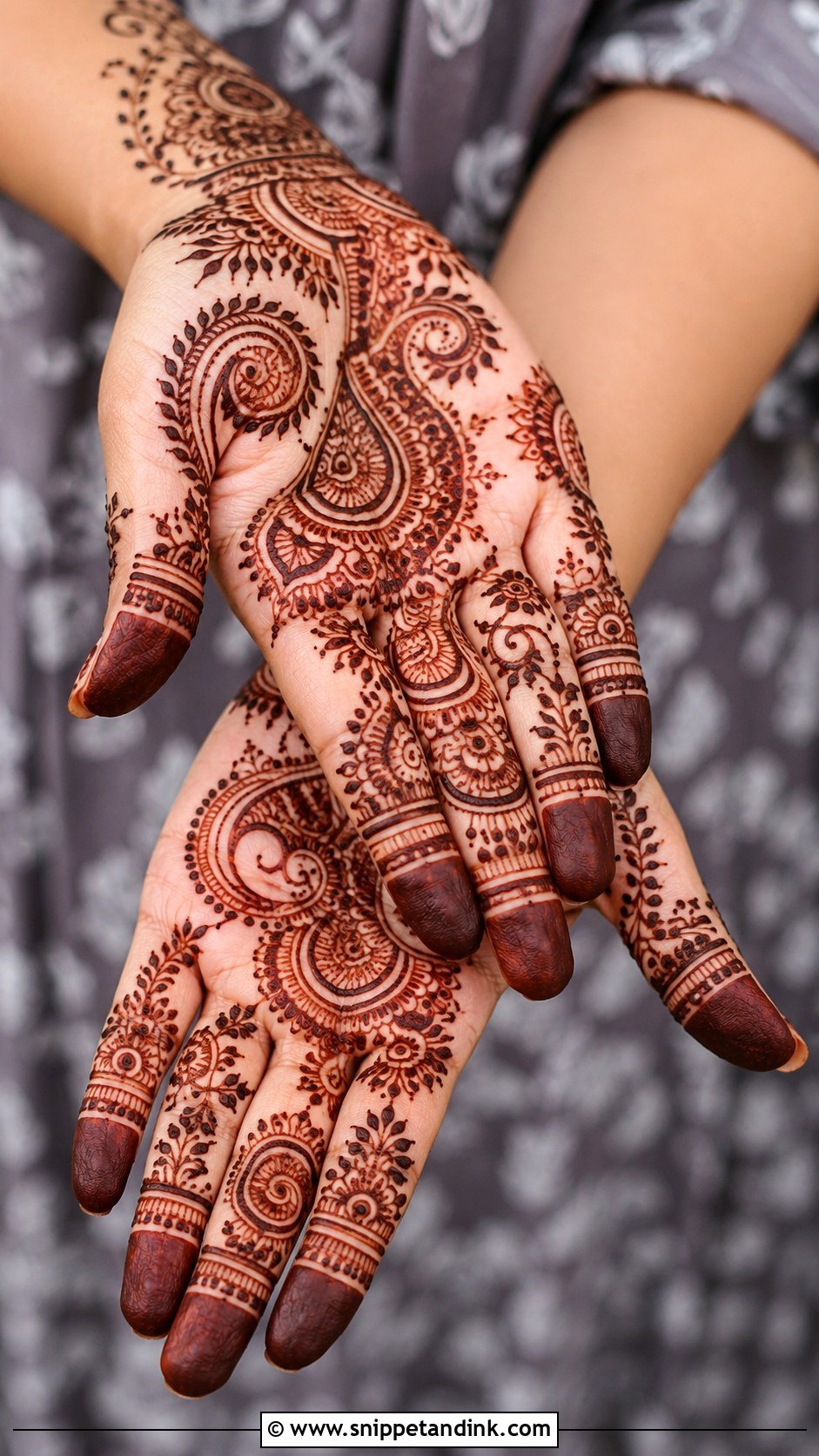 Indian Finger Mehndi Design - Snippet and Ink - 30 Mehndi Designs for Fingers