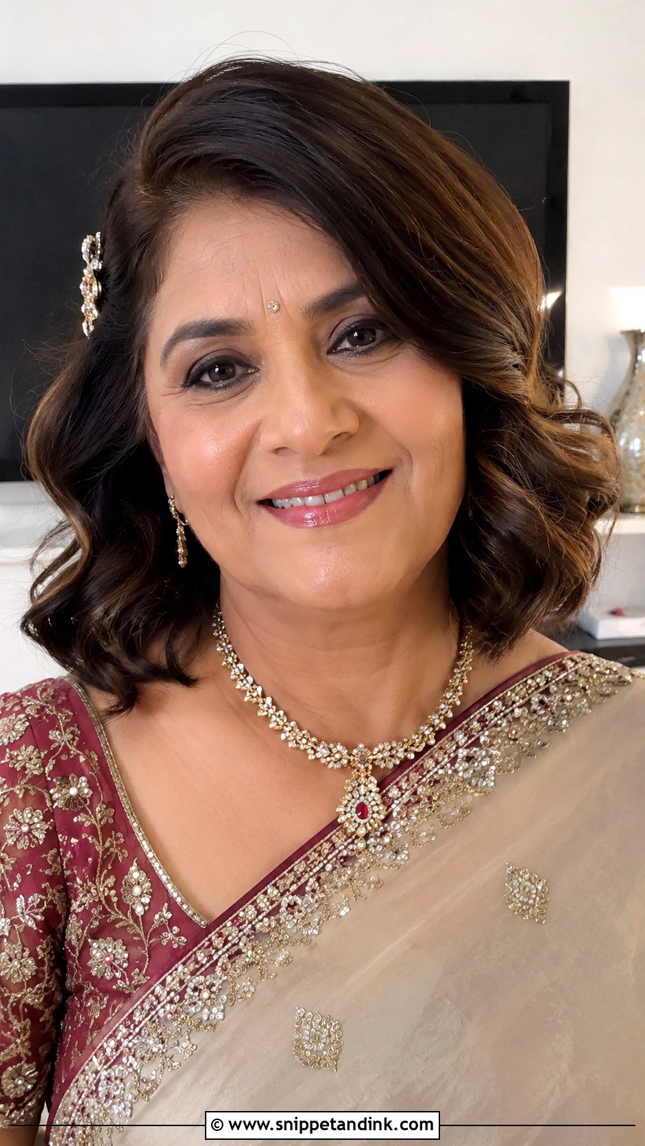 Indian Groom Mother Short Hair Waves - Snippet and Ink - 15 Indian Groom Mother Hairstyle Ideas