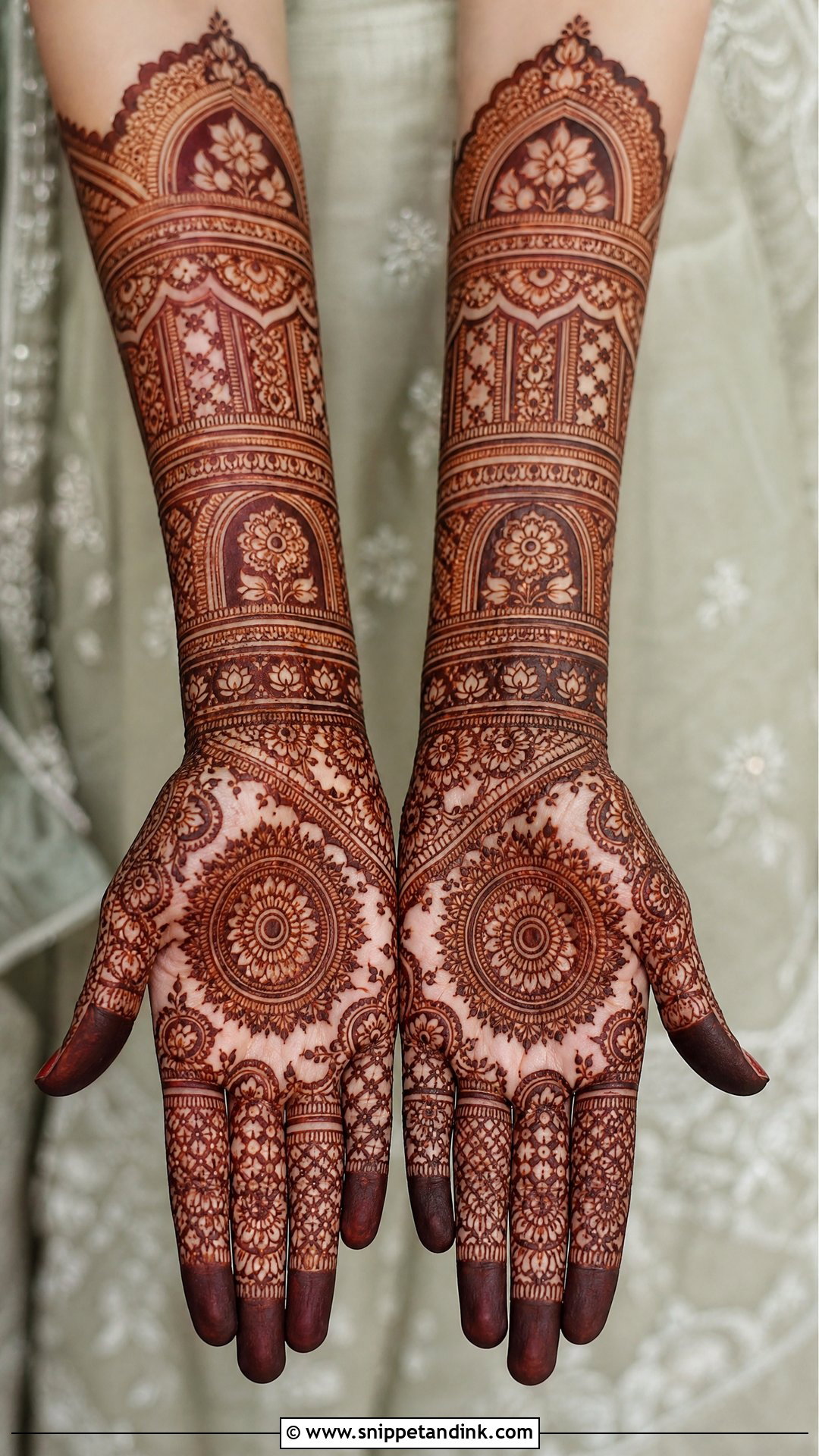 Indian Muslim Bridal Mehndi Design - Snippet and Ink - 30 Unique Muslim Bridal Mehndi Designs