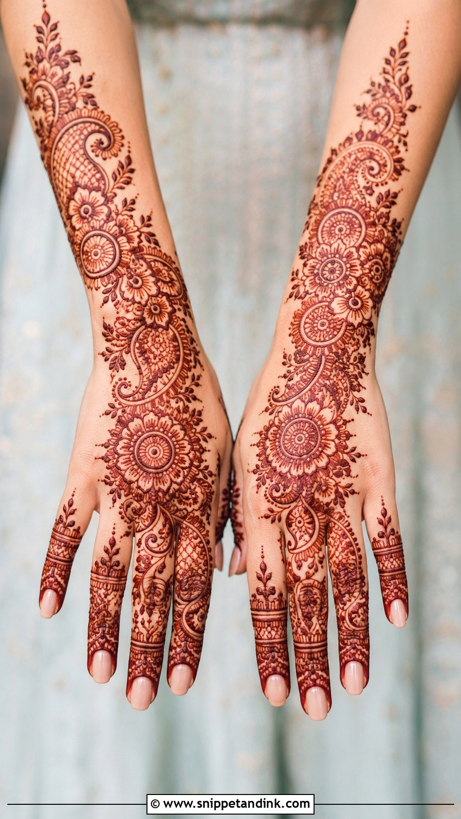 Indo Arabic Back Hand Mehndi Design - Snippet and Ink - 35 Simple Beautiful Back Hand Mehndi Designs