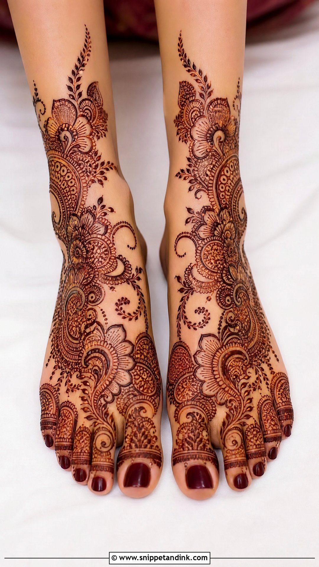 Indo Arabic Bridal Foot Mehndi Design - Snippet and Ink - 25 Bridal Foot Mehndi Designs