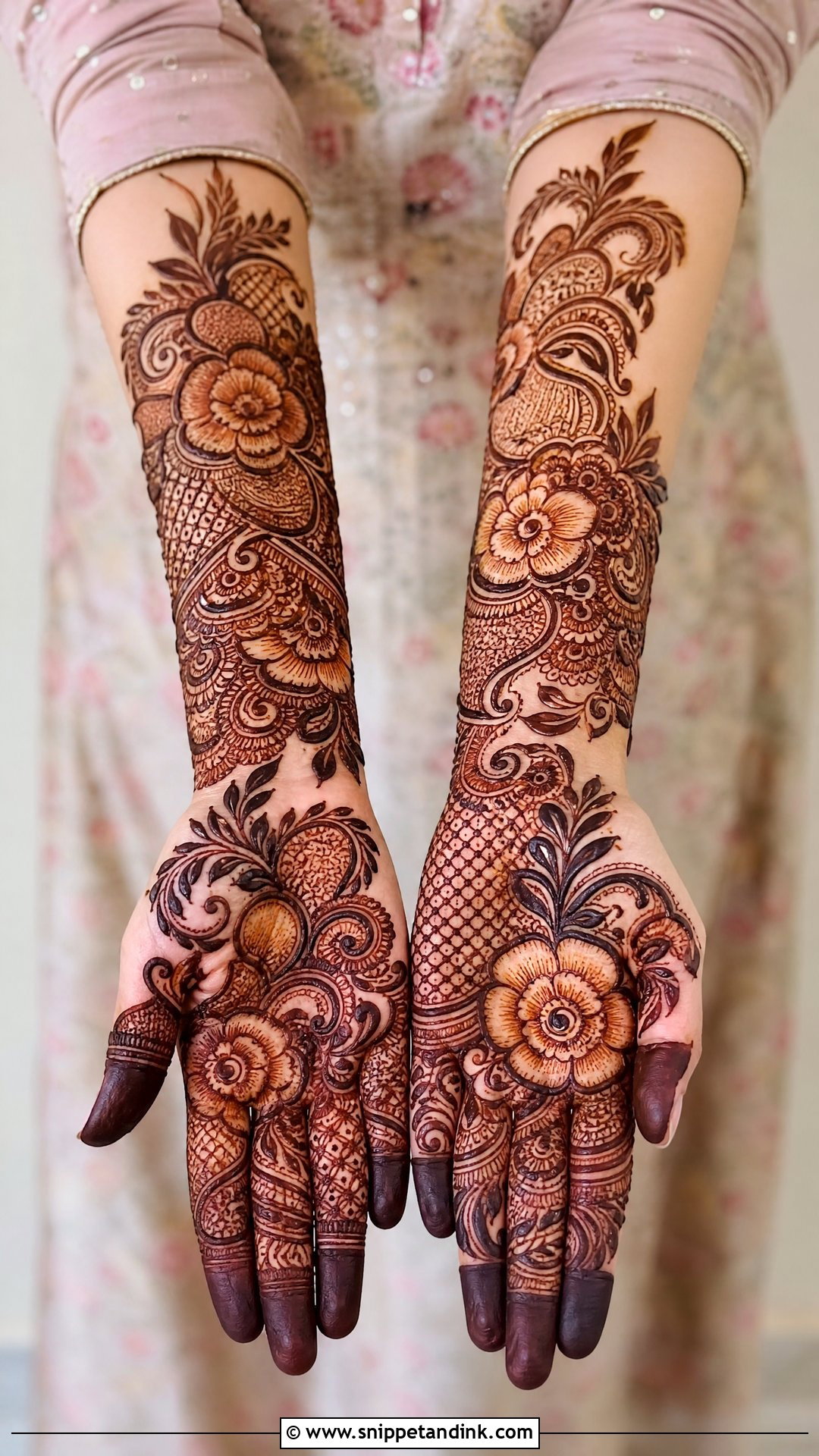 Indo Arabic Bridal Mehndi - Snippet and Ink - 25 Mehandi Look for Bride Ideas