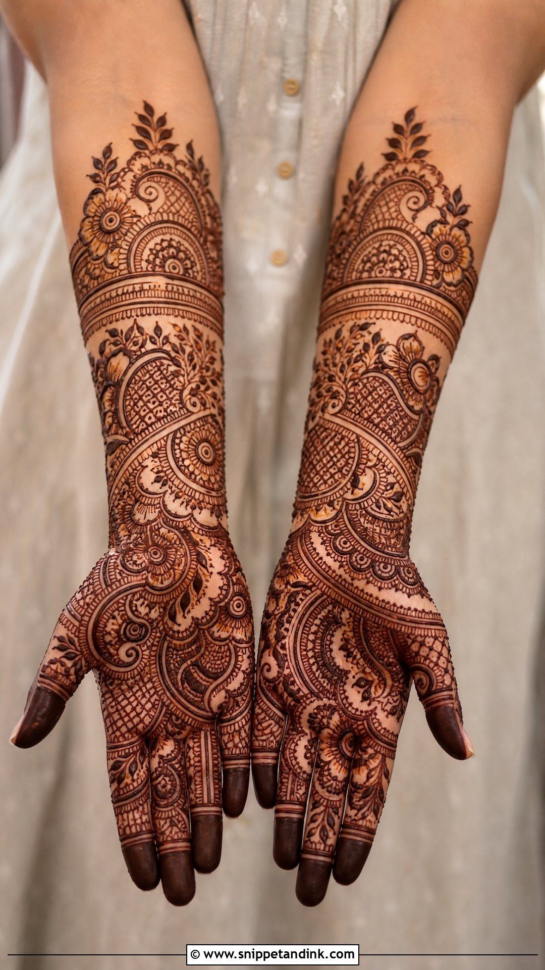 Indo Arabic Bridal Mehndi Design - Snippet and Ink - 25 Arabic Wedding Mehndi Designs