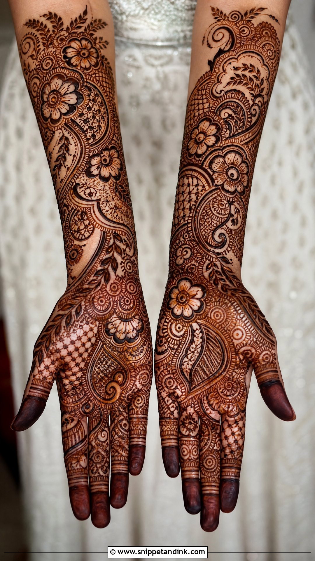Indo Arabic Bridal Mehndi Design - Snippet and Ink - 25 Mehndi Designs for Wedding