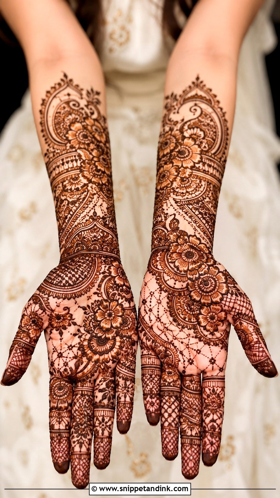 Indo Arabic Bridal Mehndi Design - Snippet and Ink - 30 Latest Unique Bridal Mehndi Designs