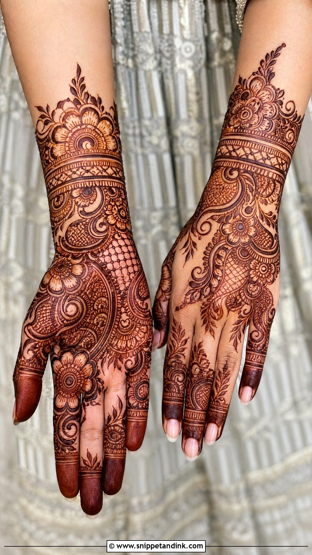Indo Arabic Bridal Sister Mehndi Design - Snippet and Ink - 25 Bridal Sister Mehndi Design Ideas