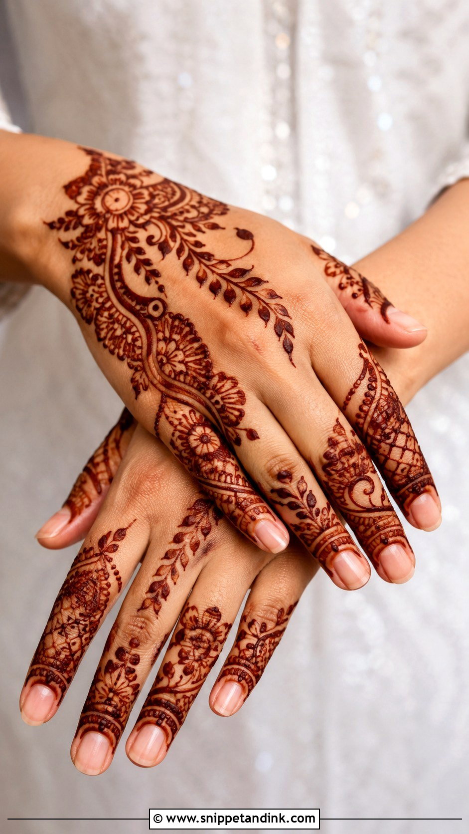 Indo Arabic Fingers Mehndi Design - Snippet and Ink - 35 Fingers Mehndi Design Ideas