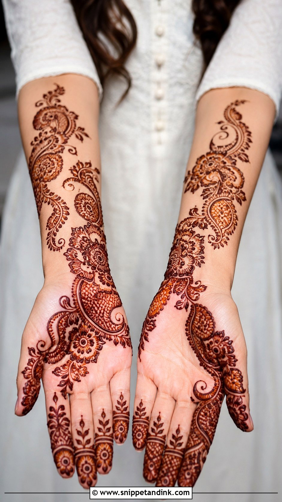 Indo Arabic Khafif Mehndi Design - Snippet and Ink - 35 Khafif Mehndi Design Ideas