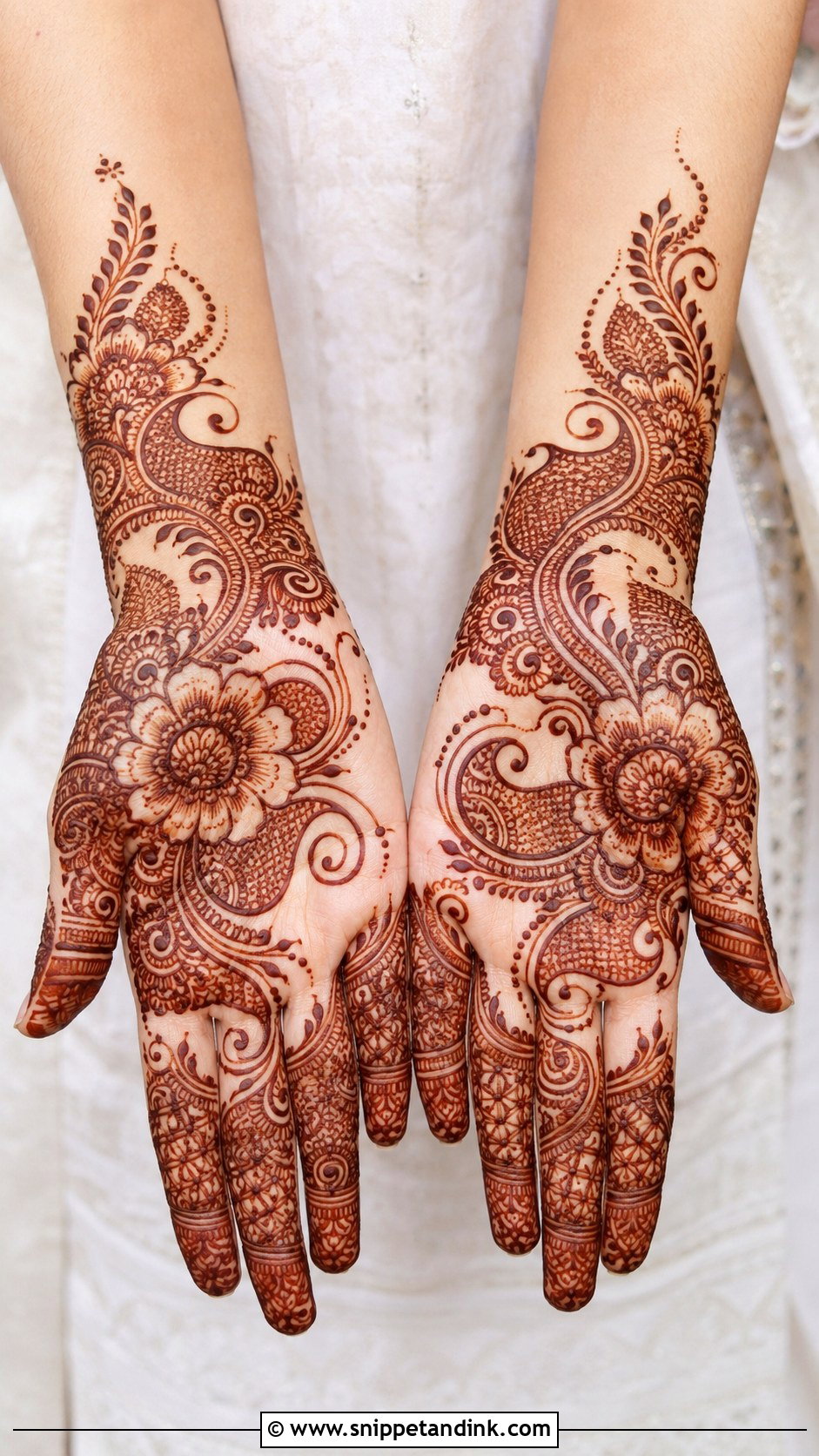 Indo Arabic Mehndi Design - Snippet and Ink - 35 Traditional Mehndi Designs