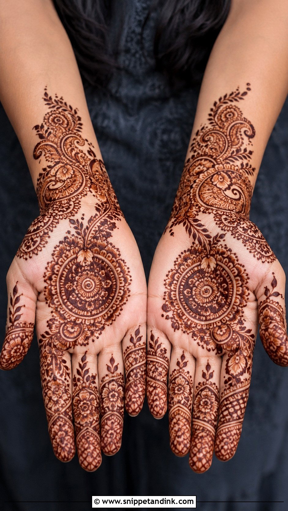 Indo Arabic Tikki Mehndi Design - Snippet and Ink - 35 Tikki Mehndi Design Ideas