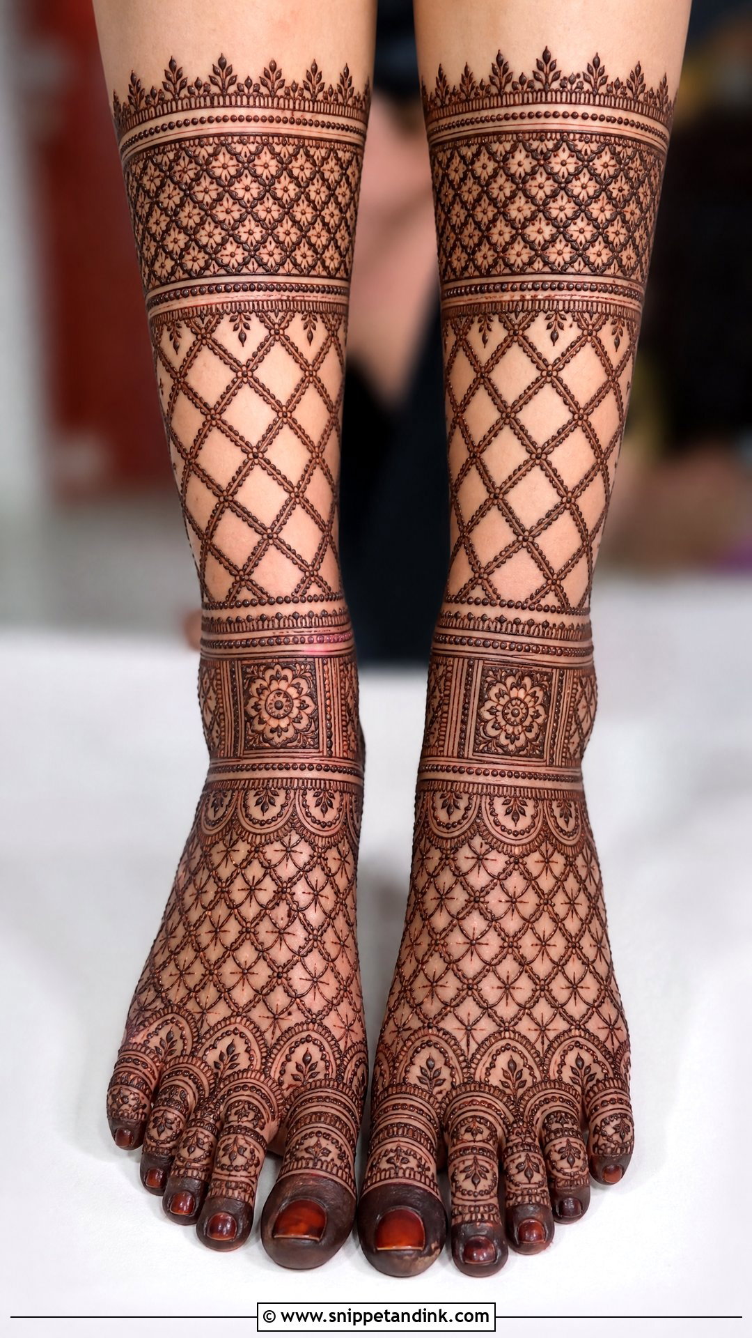Jaal Bridal Leg Mehndi Design - Snippet and Ink - 20 Bridal Mehndi Designs Legs Brides