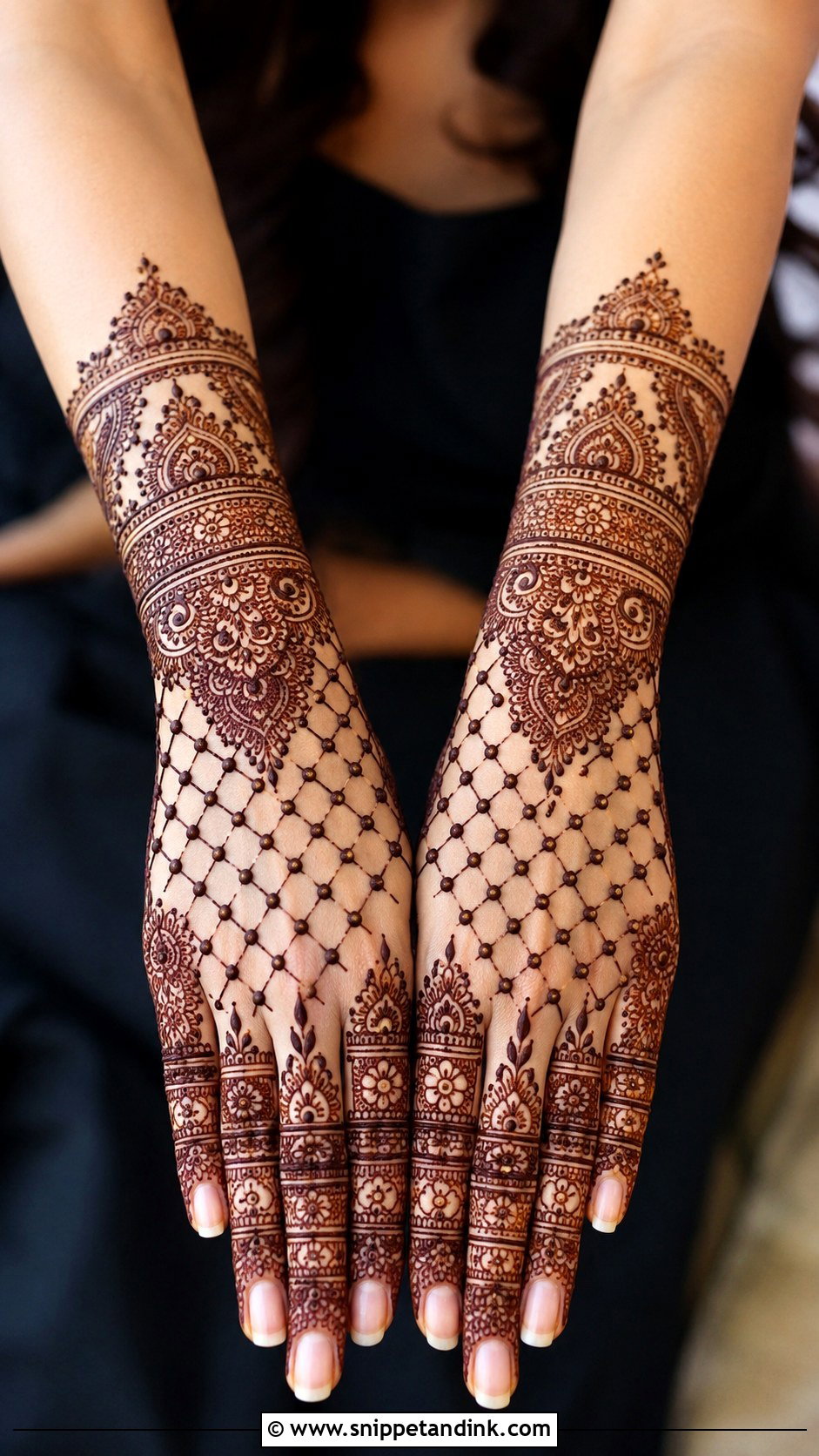 Jaali Back Hand Bridal Mehndi Design - Snippet and Ink - 30 Back Hand Bridal Mehndi Designs