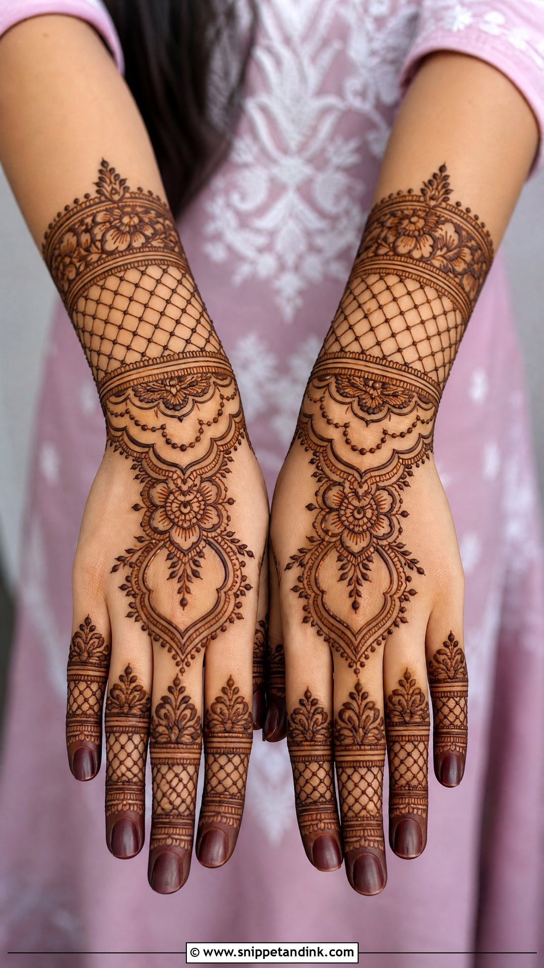 Jaali Banch Mehndi Design - Snippet and Ink - 30 Banch Mehndi Design Ideas