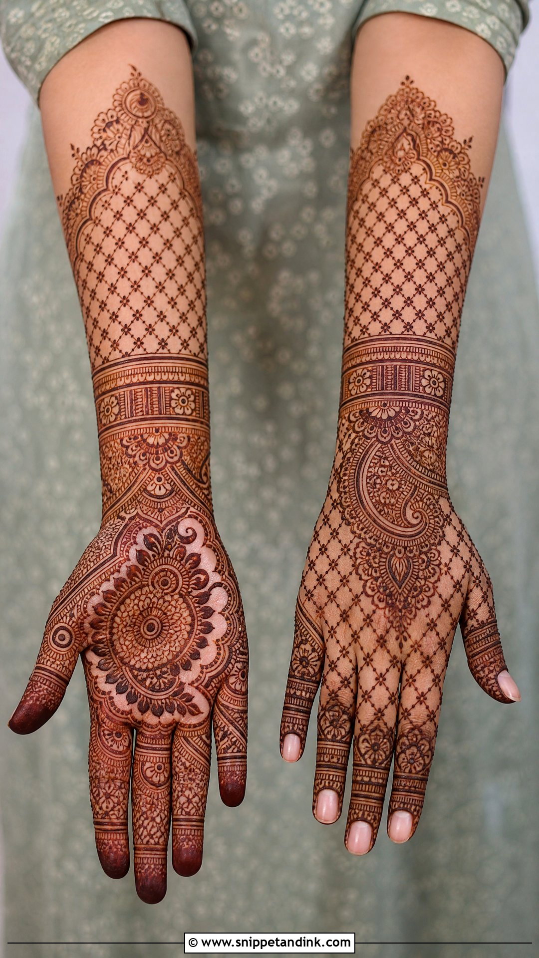 Jaali Bridal Full Hand Mehndi Design - Snippet and Ink - 25 Bridal Full Hand Mehndi Designs