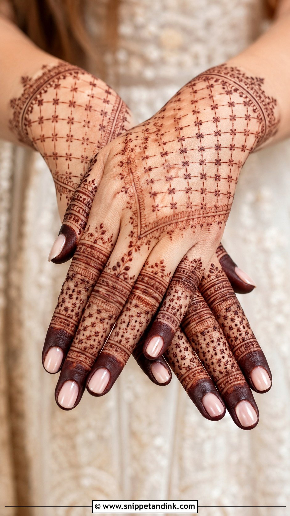 Jaali Finger Mehndi Design - Snippet and Ink - 35 Unique Fingers Mehndi Designs