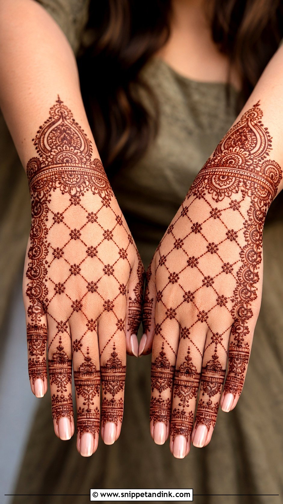 Jaali Hand Mehndi Design - Snippet and Ink - 35 Hand Mehndi Designs