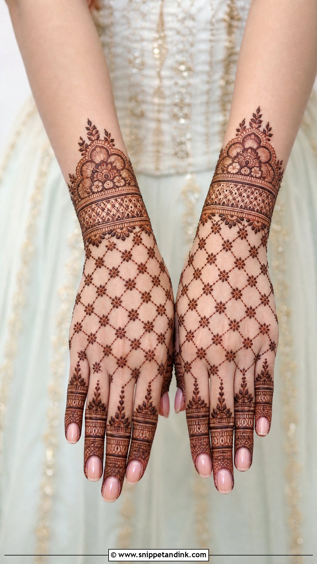 Jaali Mehndi Design For Bridesmaid - Snippet and Ink - 25 Mehndi Designs for Bridesmaid