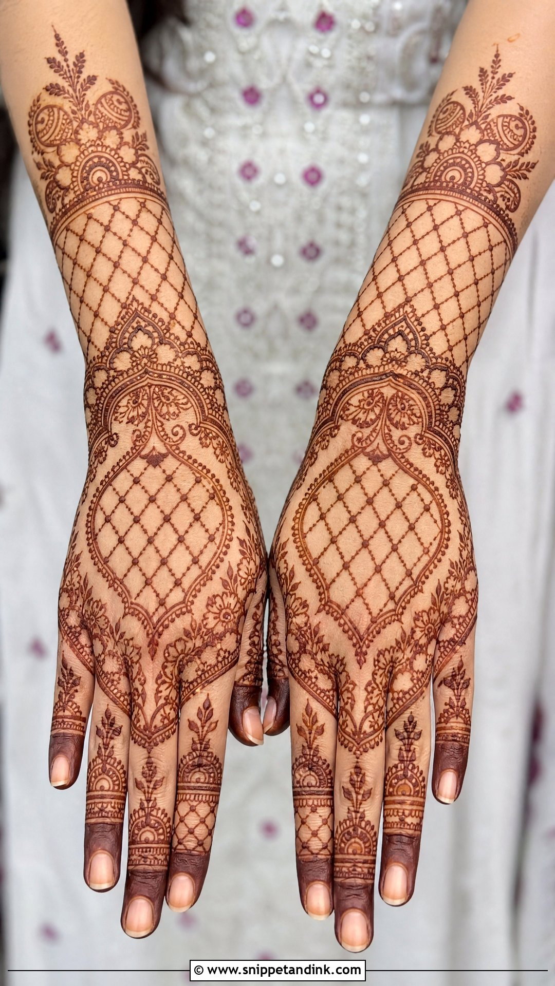 Jaali Sister Wedding Mehndi Design - Snippet and Ink - 25 Sister Wedding Mehndi Design Ideas