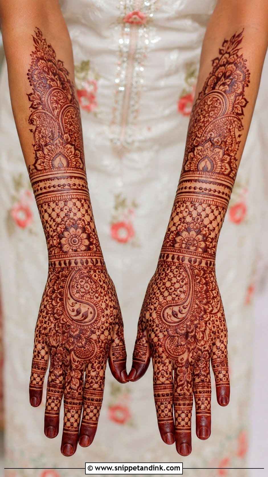 Jaali Wedding Mehndi Design - Snippet and Ink - 35 Wedding Mehndi Designs
