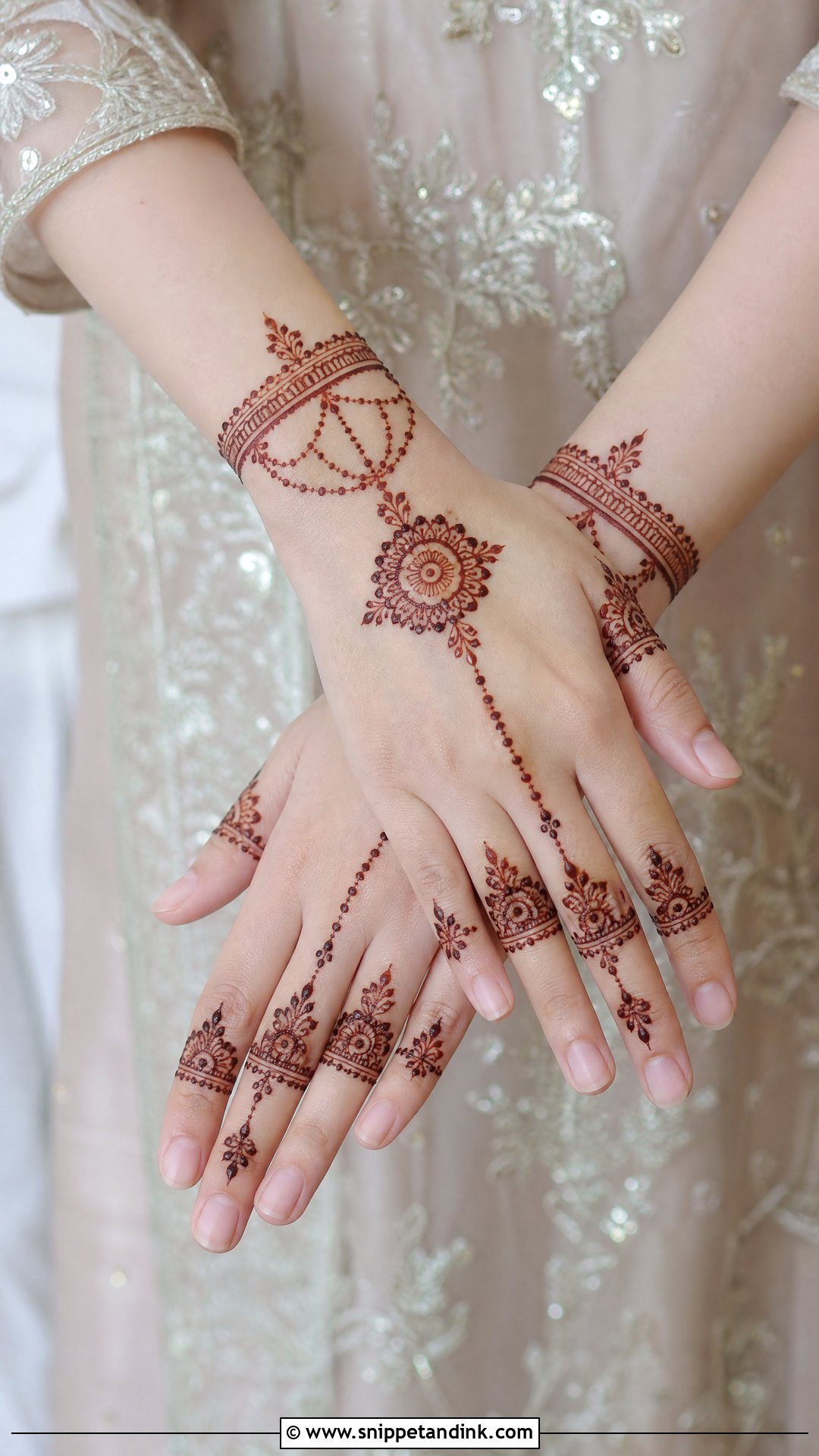 Jewelry Bridal Mehndi Design - Snippet and Ink - 20 Mehndi Design for Bridal Ideas
