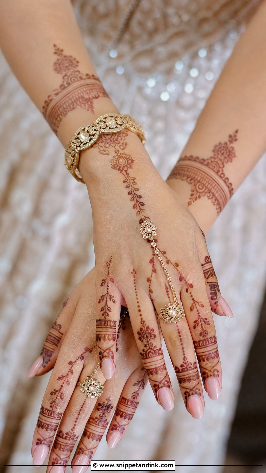 Jewelry Bridal Mehndi Design Front Hand - Snippet and Ink - 20 Bridal Mehndi Designs Front Hands Brides