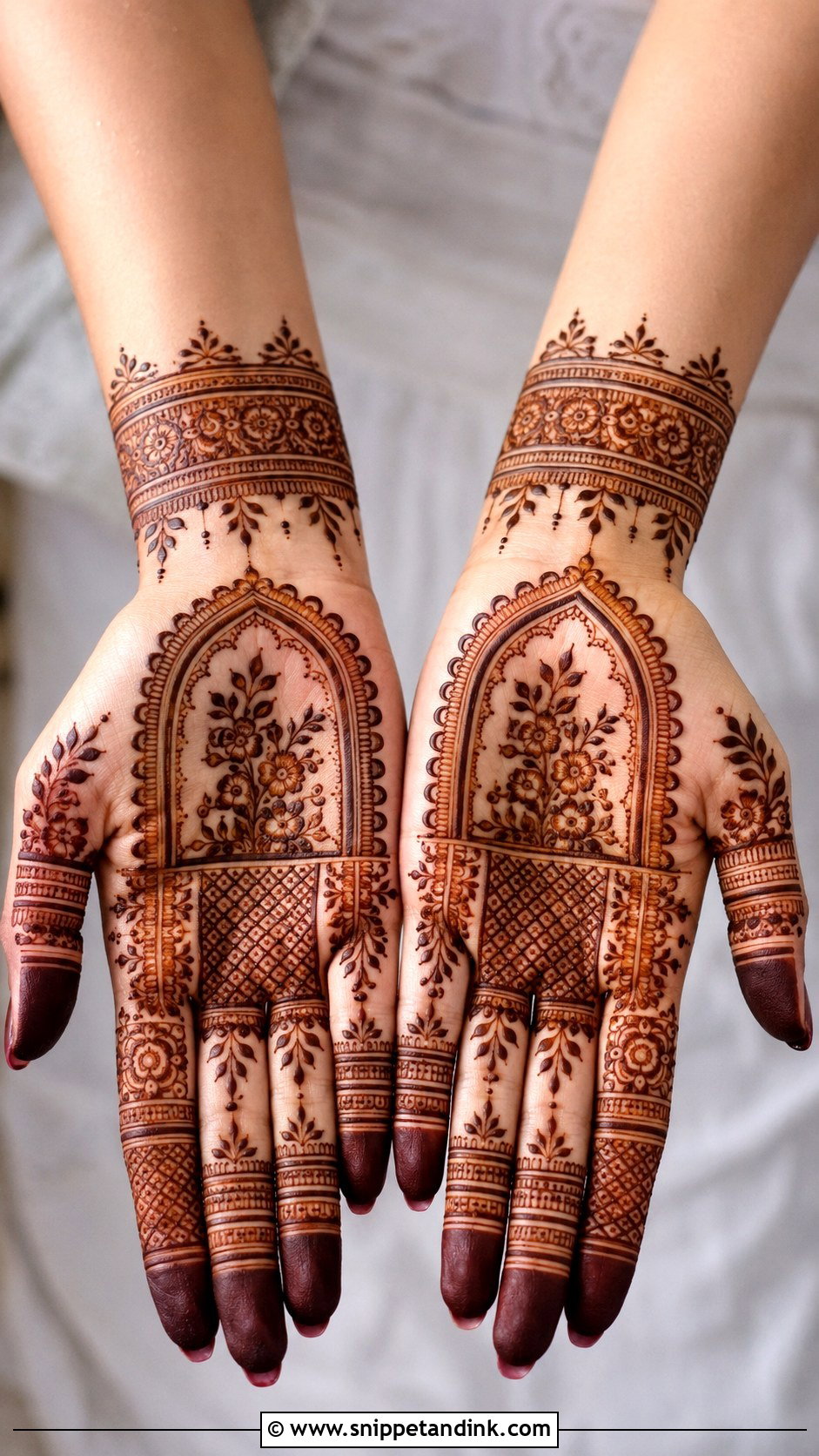 Jharokha Front Hand Mehndi Design - Snippet and Ink - 35 Trendy Front Hand Mehndi Designs