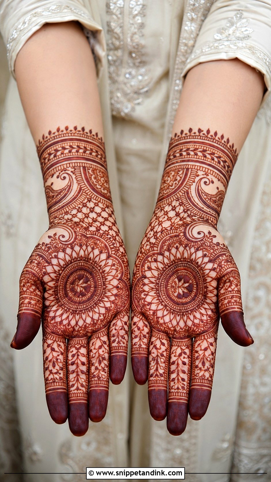 Karwa Chauth Mehndi Design - Snippet and Ink - 35 New Style Mehndi Design Ideas