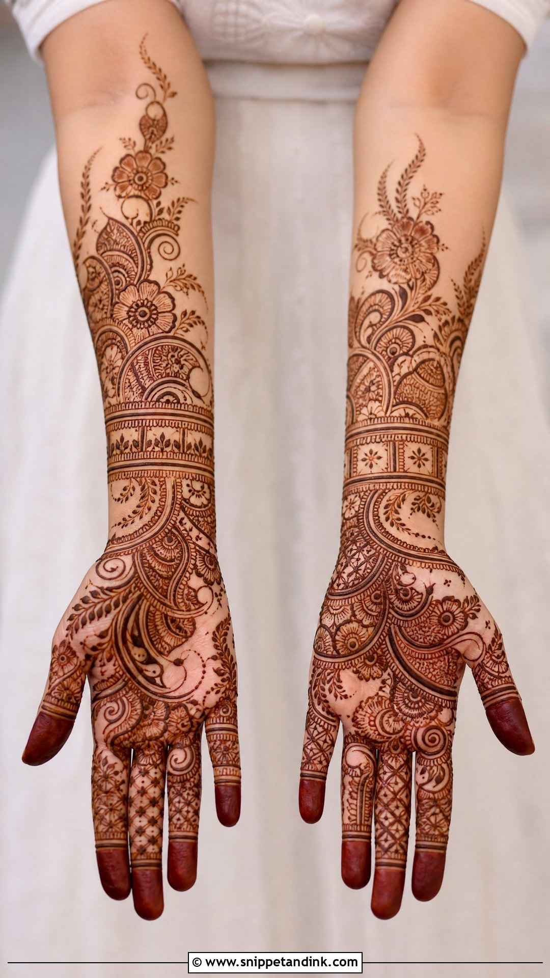 Khafif Full Hand Bridal Mehndi Design - Snippet and Ink - 20 Khafif Full Hand Bridal Mehndi Designs