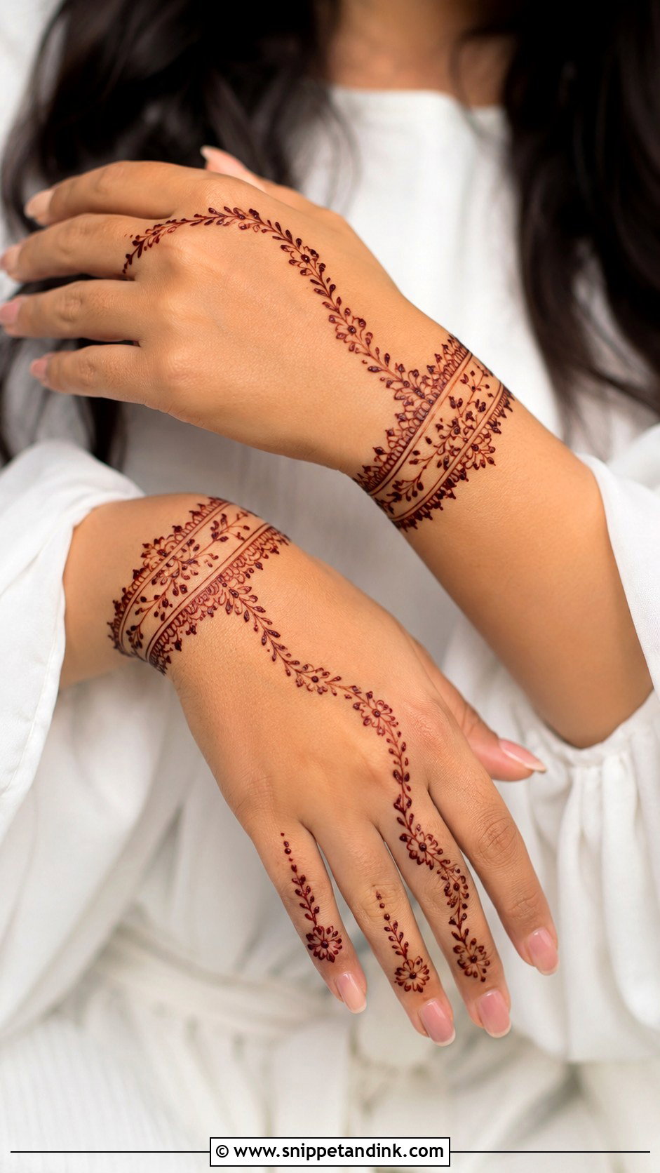 Khafif Mehndi Design With Bracelet Pattern - Snippet and Ink - 35 Khafif Mehndi Design Ideas